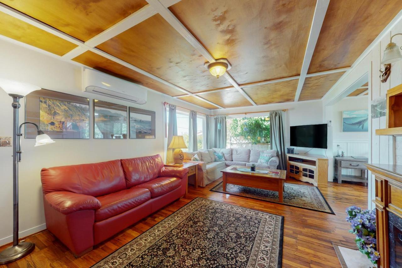 Villa Coastal Breeze Depoe Bay Exterior foto
