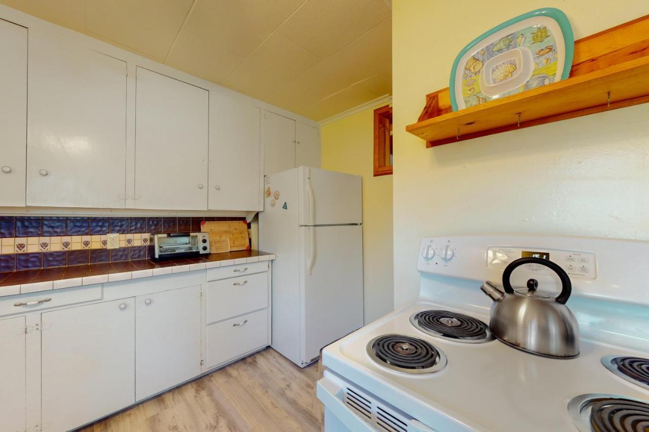 Villa Coastal Breeze Depoe Bay Exterior foto
