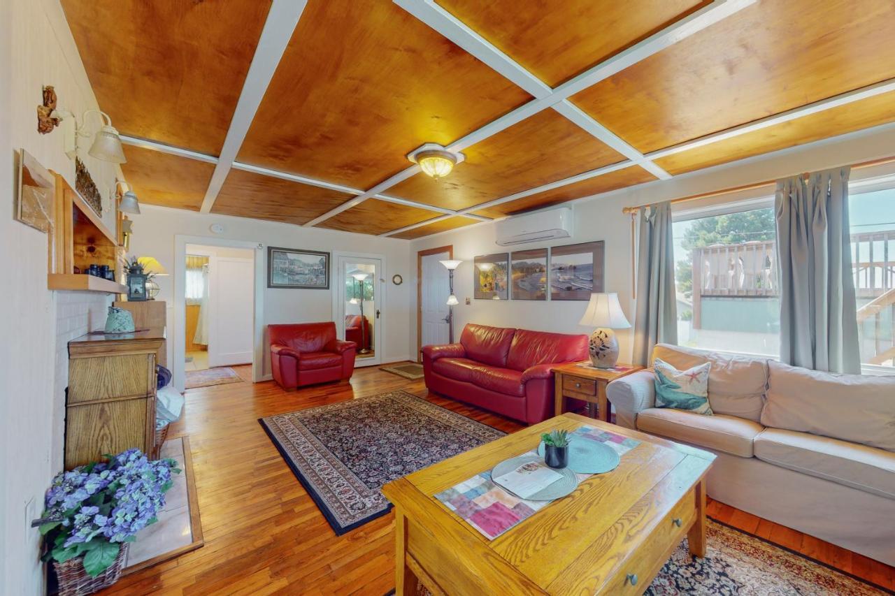 Villa Coastal Breeze Depoe Bay Exterior foto